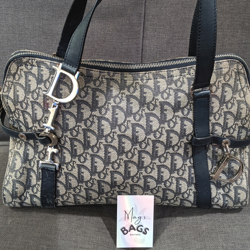 DIOR Diorissimo Trotter Charm Bag - Picture 1 of 14